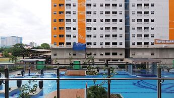 Comfort 1BR with Study Room Green Pramuka Apartment