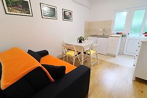 Apartments Nodilo