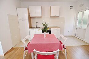 Apartments Nodilo