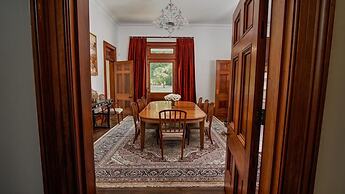 Mt Vernon Villa