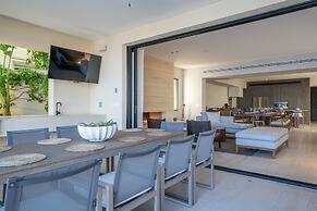 1 Homes Cabo