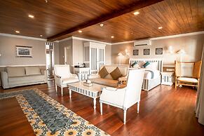 State Beach Resort & Spa