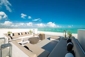 H2O Life. Style. Resort.