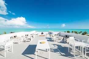 H2O Life. Style. Resort.