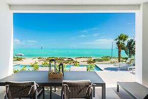 H2O Life. Style. Resort.