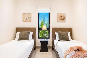 H2O Life. Style. Resort.