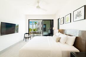 H2O Life. Style. Resort.
