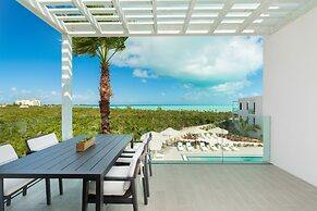 H2O Life. Style. Resort.