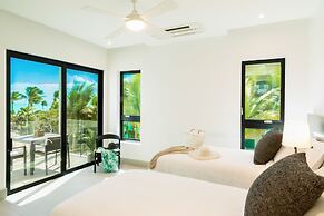 H2O Life. Style. Resort.