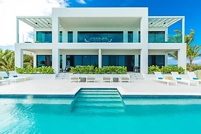 H2O Life. Style. Resort.