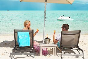 H2O Life. Style. Resort.