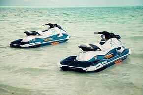 H2O Life. Style. Resort.