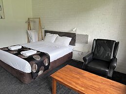 The Reserve Hotel