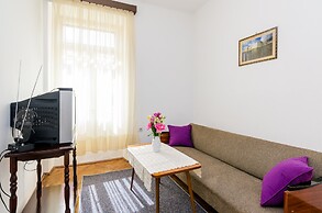 Apartment Lucy