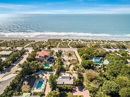 Captiva Charm