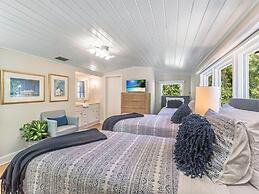 Captiva Charm