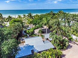 Captiva Charm