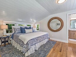 Captiva Charm