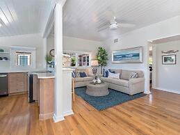 Captiva Charm