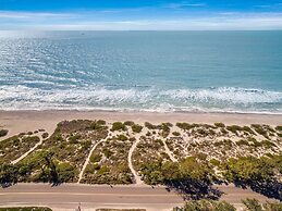 Captiva Charm