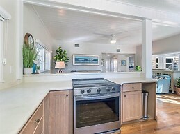 Captiva Charm