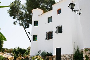 Amazing Villa With Views, Fantastic Bbq Dining Large Pool Area