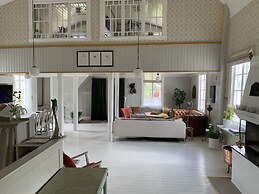Rustic Luxury Lakeside House - Transformed Chapel