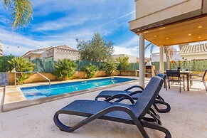 Villa With Pool in Alcudia