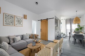 Seawater Villa