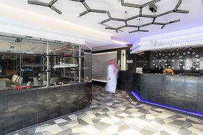 Platinum Hotel