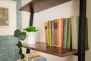 Impeccable 2-bed Apartment in Chipping Norton
