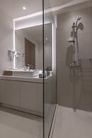 Gallery Suites & Residences, Piraeus