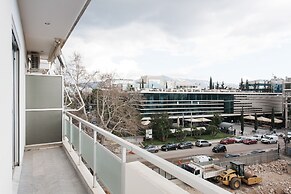 Spacious Apartment near HELEXPO