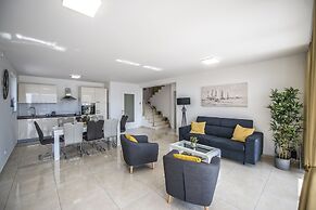 Luxury Villas Royal II with Private Pool