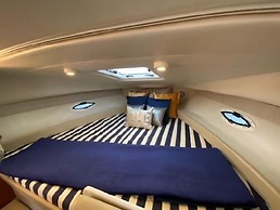Stunning 2-bed Boat in Dreverna