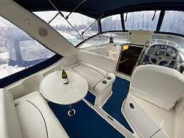 Stunning 2-bed Boat in Dreverna