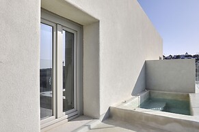 Adorno Oia