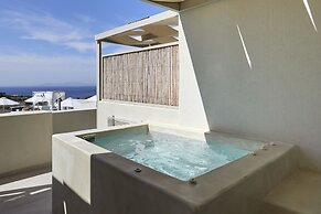 Adorno Oia