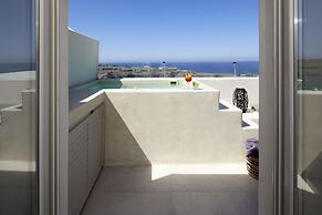 Adorno Oia