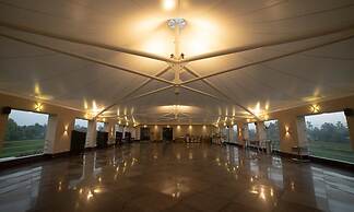 Hotel Rajhans Abhinandan