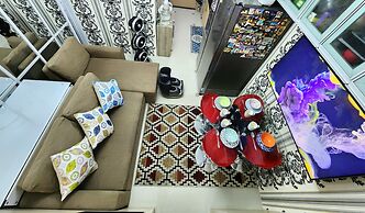 High-Tech Studio at Grass Residences -2 persons only, Quezon City