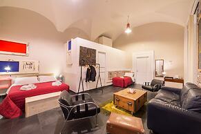 THE BELLINI HOUSE