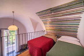 THE BELLINI HOUSE