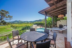 Pristine Bay 1003 3 Bedroom Home by RedAwning