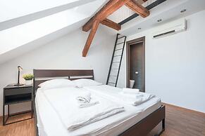 Atik Rooms