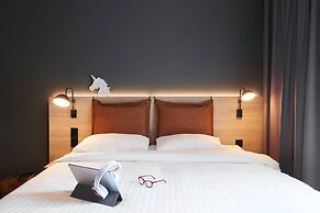 Moxy Edinburgh