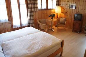 Hotel Alpina