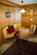 Hotel Alpina