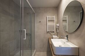 Margo Beach Hotel