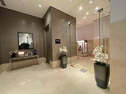 Spacious Studio Partial Burjview at The Address Dubai Mall